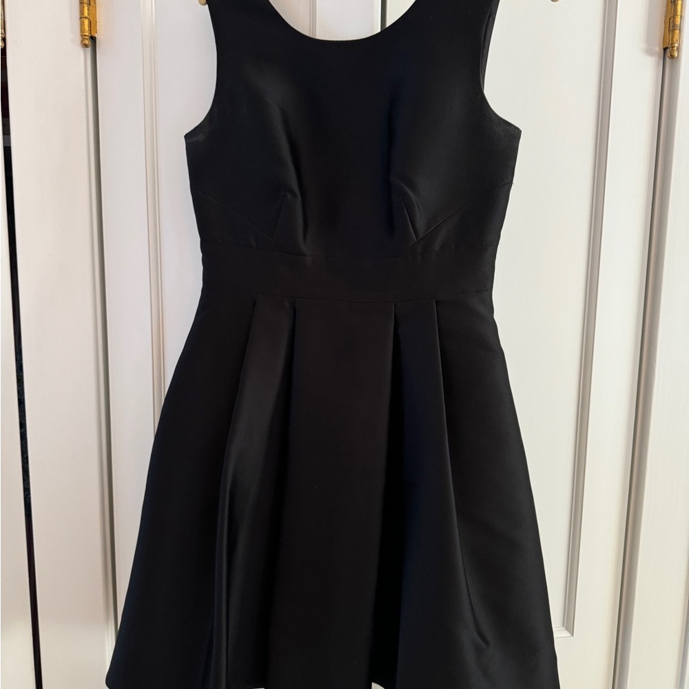 Kate Spade Bow Back Cocktail Dress ♠️